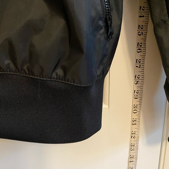 Nike Men's Black Windrunner Windbreaker Jacket - Picture 8 of 9